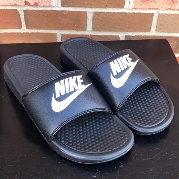 Nike men’s Benassi Just Do It Slides size 11 Nike men’s Benassi Just Do It Slides size 11